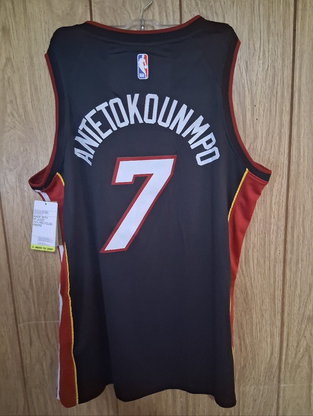 Mystery Sports Card With Giannis Antetokounmpo Miami Heat Icon Xl Jersey